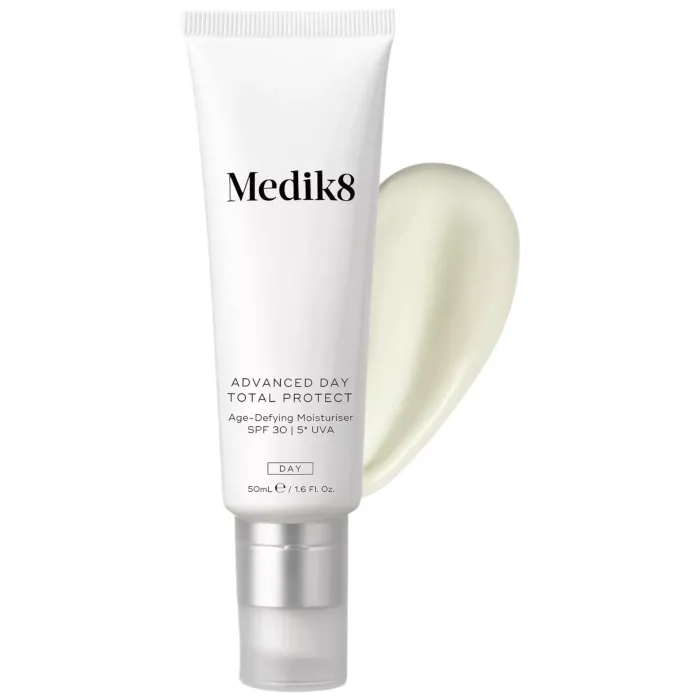 Дневной увлажняющий крем с SPF 30 Medik 8 Advanced Day Total Protect