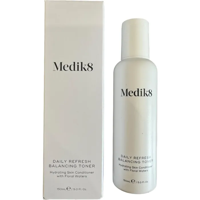 Освежающий, выравнивающий баланс кожи тоник Medik8 Daily Refresh Balancing Toner