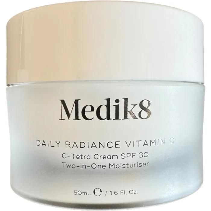 Дневной крем с витамином С и SPF 30 Medik8 Daily Radiance Vitamin C