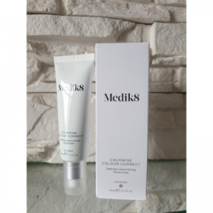 Крем-корректор от покраснений, купероза и розацеа Medik8 Calmwise Colour Correct